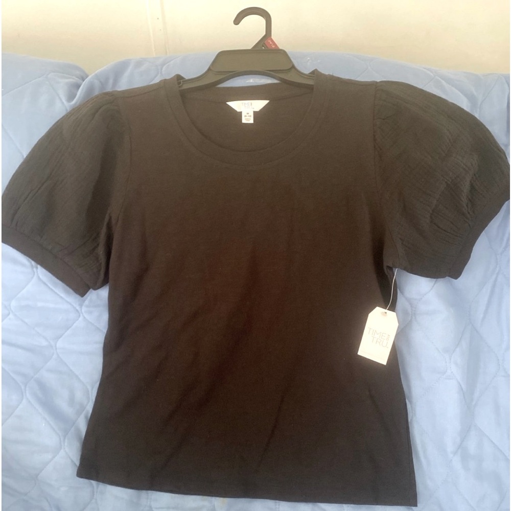 Puff sleeve shirt